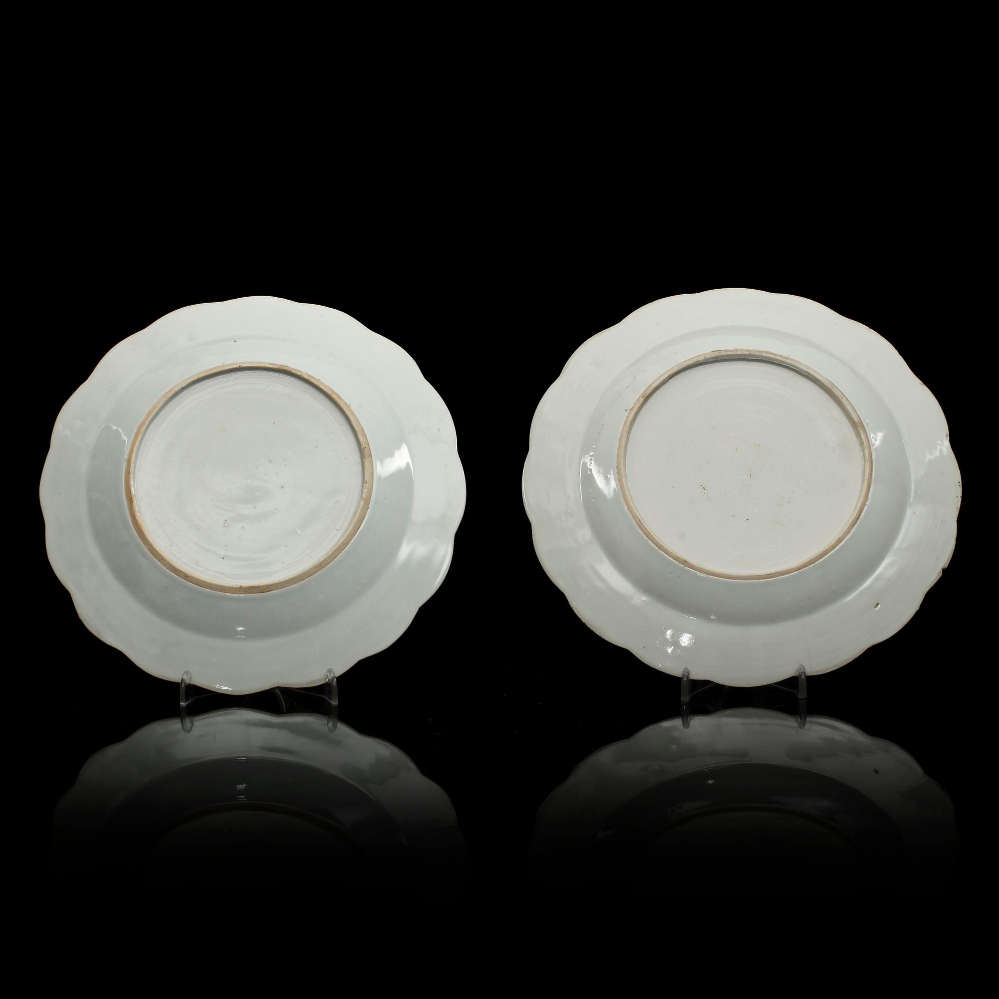 TALLRIKAR, ett par. Porslin, Kina Qianlong, 1700-tal.