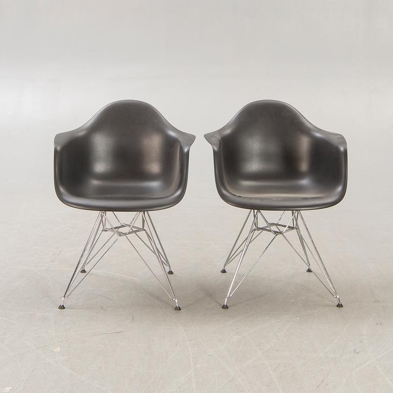 Charles and Ray Eames, armchairs a pair of "Eames plastic chair - DAR" for Vitra 2010.