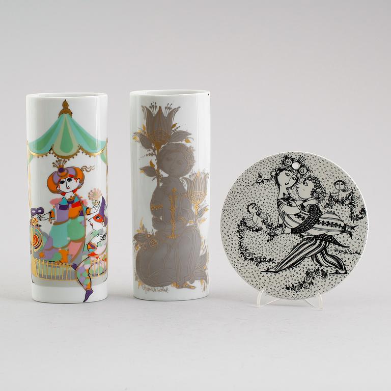 VASER OCH VÄGGPLAKETT, 3 delar, porslin, Björn Wiinblad, Rosenthal och Nymölle.