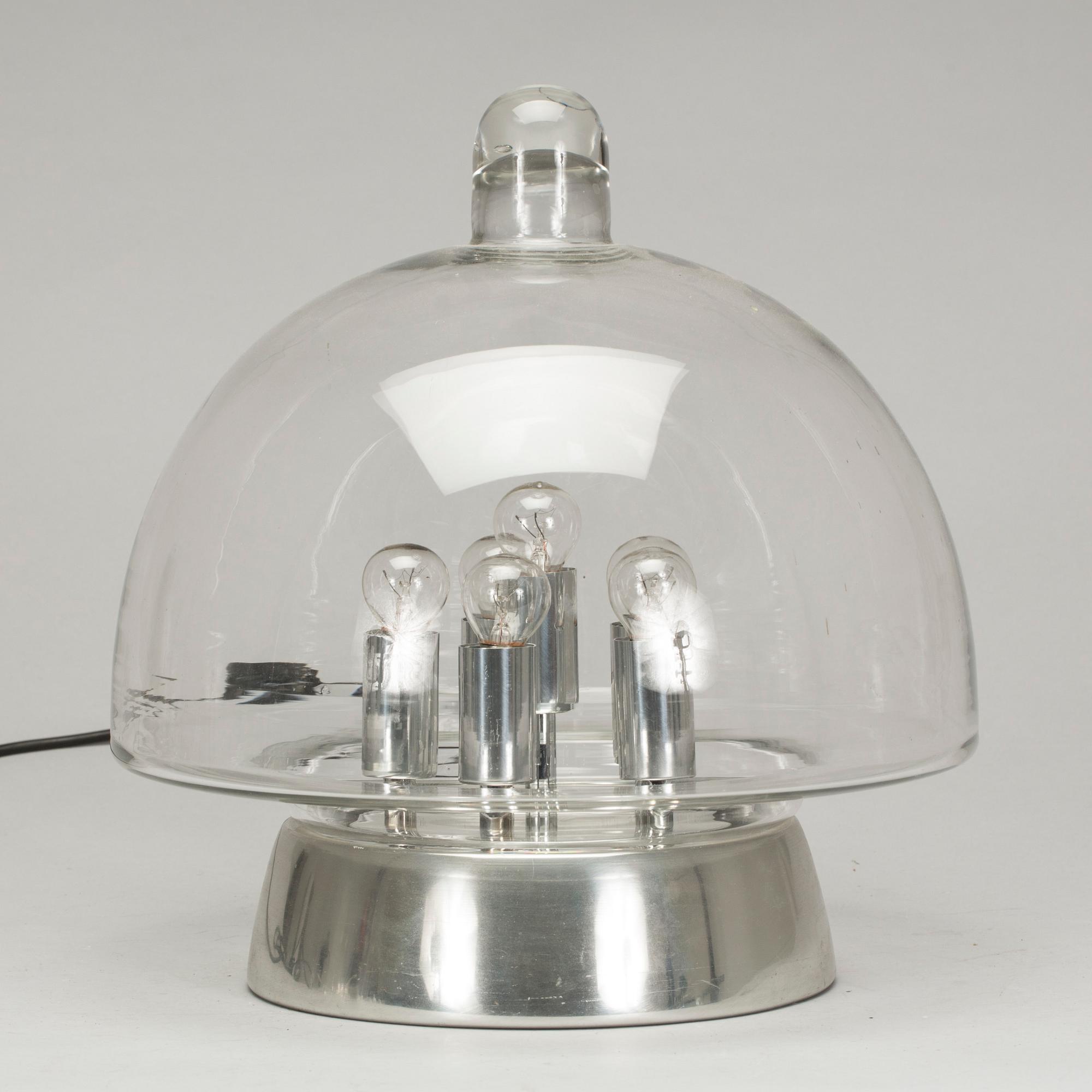 BORDSLAMPA, Doria, 1900-talets andra hälft.