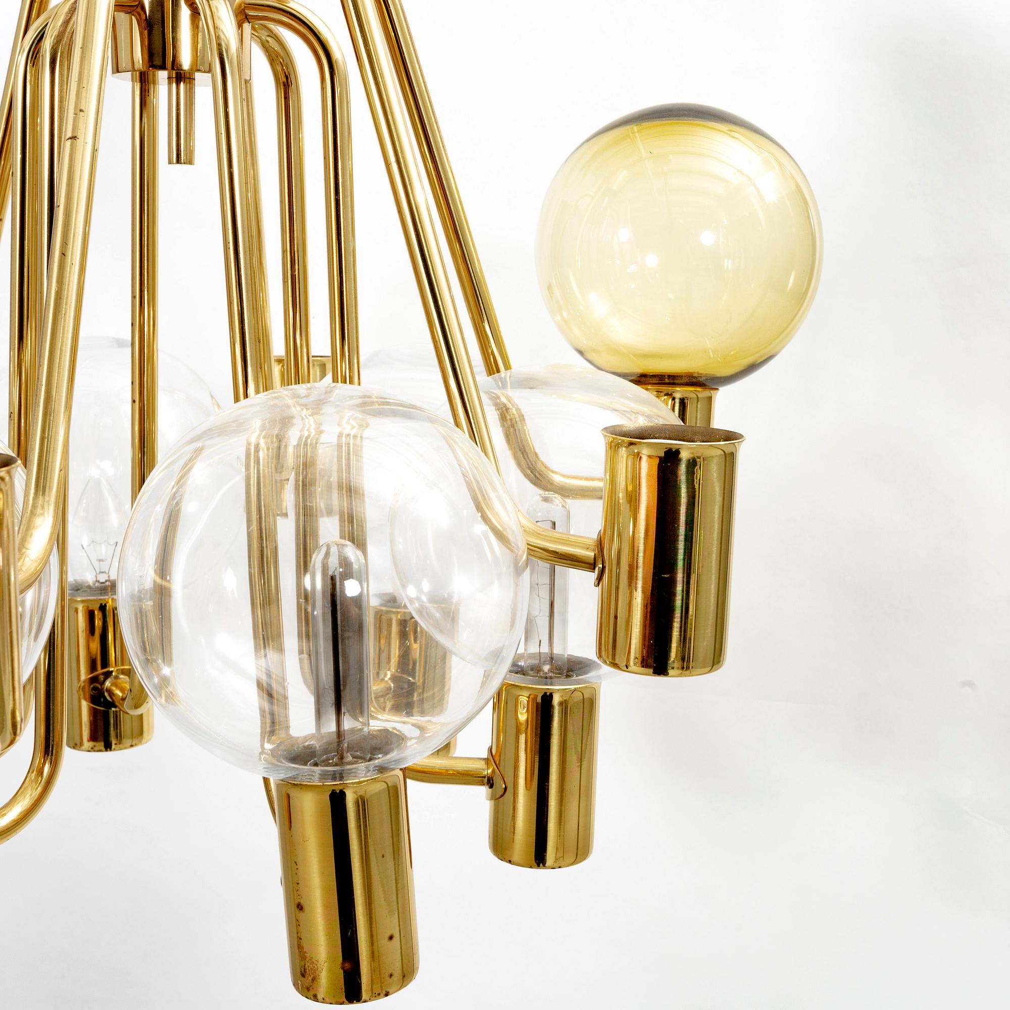 Hans-Agne Jakobsson, taklampa "Patricia T 372" Markaryd sent 1900-tal.