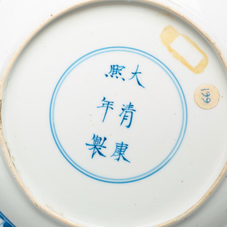 Two blue and white dishes, Qing dynasty, Kangxi (1662-1722).