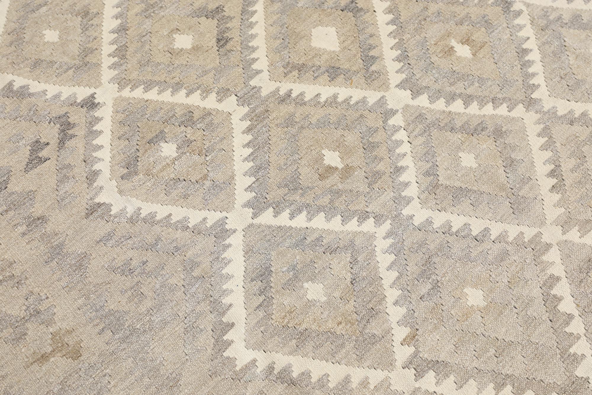A Kelim carpet, c. 222 x 163 cm.