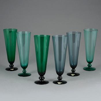 GLASSERVIS, 18 delar, Gullaskruf, 1900-talet första hälft.