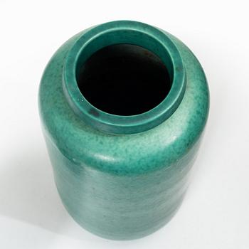 Wilhelm Kåge, vaser, 2 st, stengods, "Argenta", Gustavsberg, 1900-talets mitt.