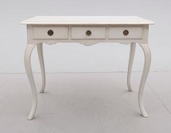 SKRIVBORD, rokokostil, 1900-talets första hälft.