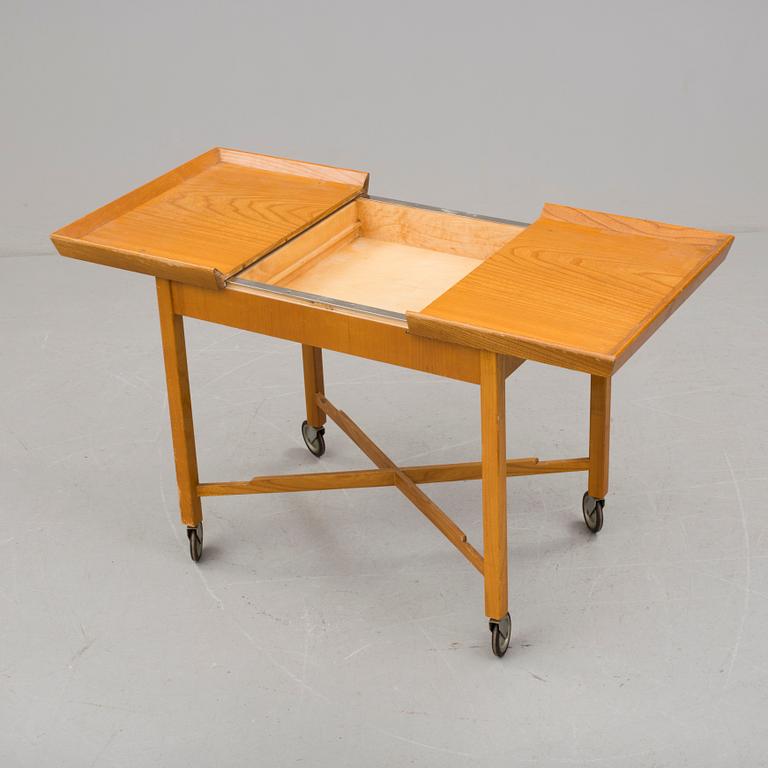 SERVERINGSVAGN, 1940-tal.
