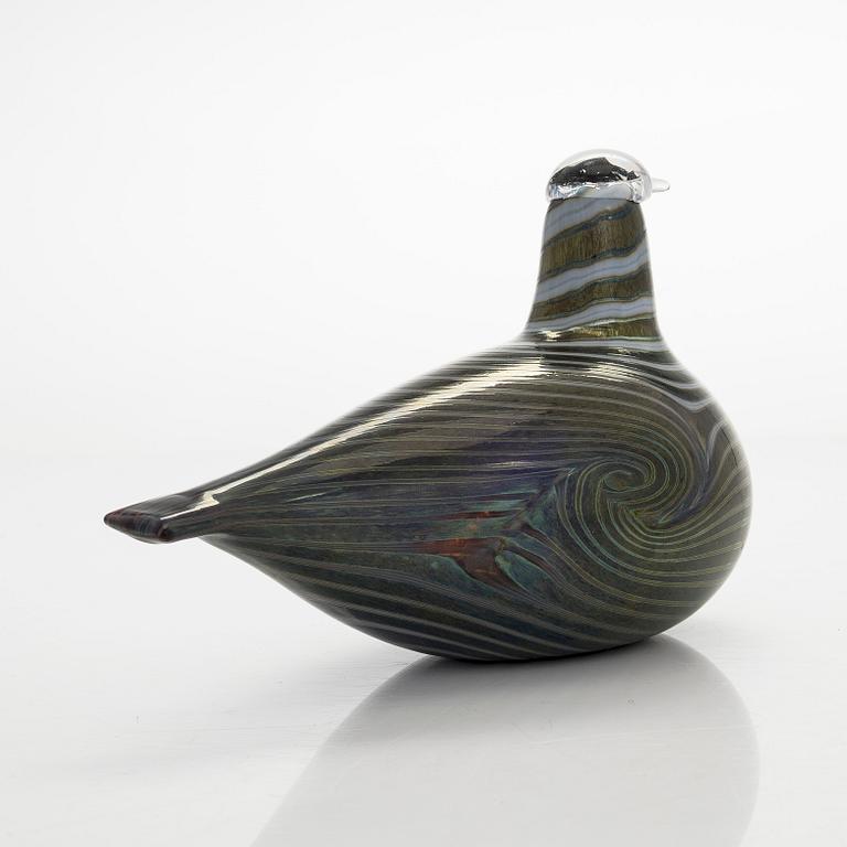 Oiva Toikka, a glass bird signed O. Toikka Nuutajärvi.