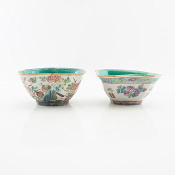 Bowls 2 pcs China 19th century porcelain.