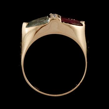 RING, 14k guld med 3 briljantslipade diamanter, ca 0.03 ct samt triangelslipade färgade stenar, stämplad B&H. Vikt 4 g.