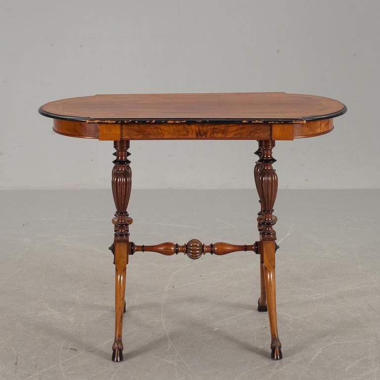 SALONGSBORD, nyrenässans, 1800-talets slut.