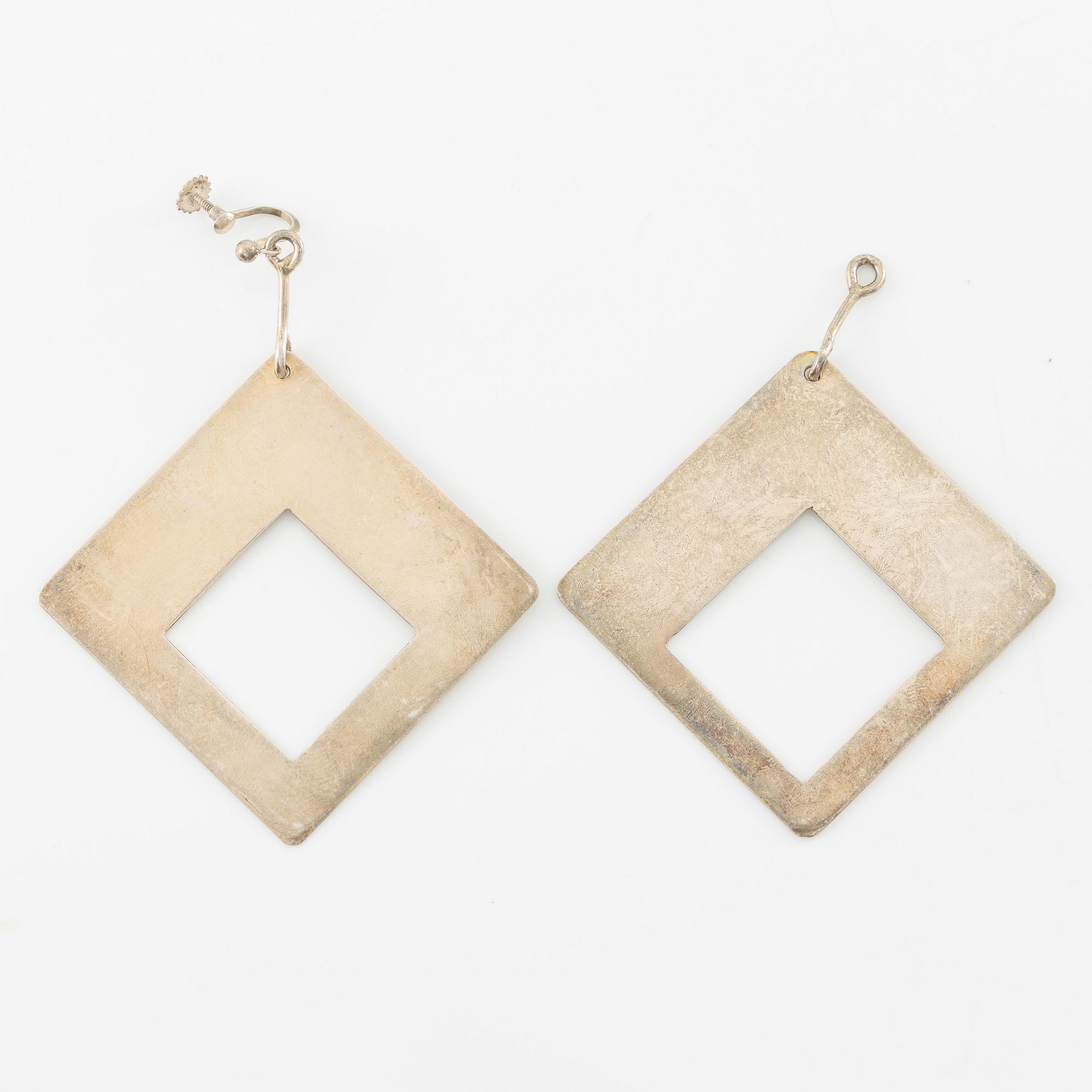 Lars Arby, five pairs of earrings, silver.