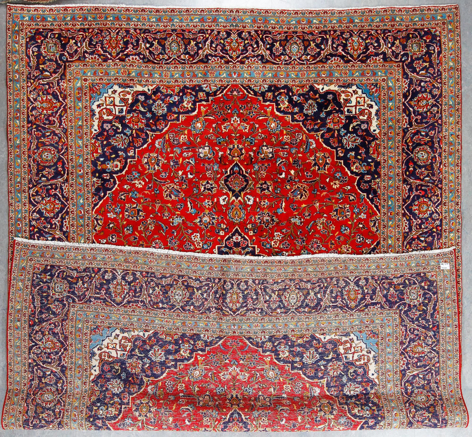 MATTA, Keshan, ca 398x293 cm.
