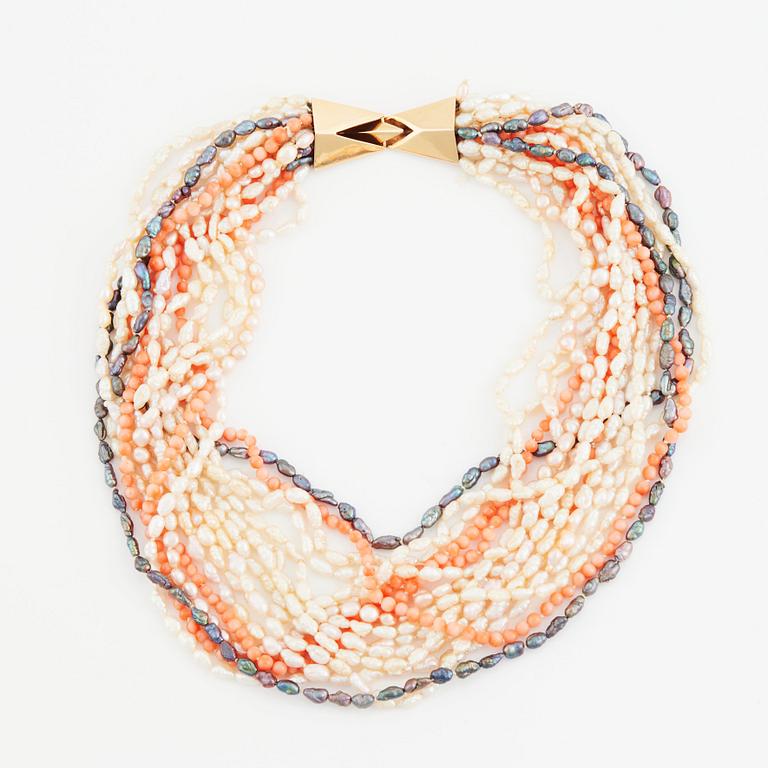 Kristian Nilsson, a cultured pearl and coral necklace with an 18K gold clasp.