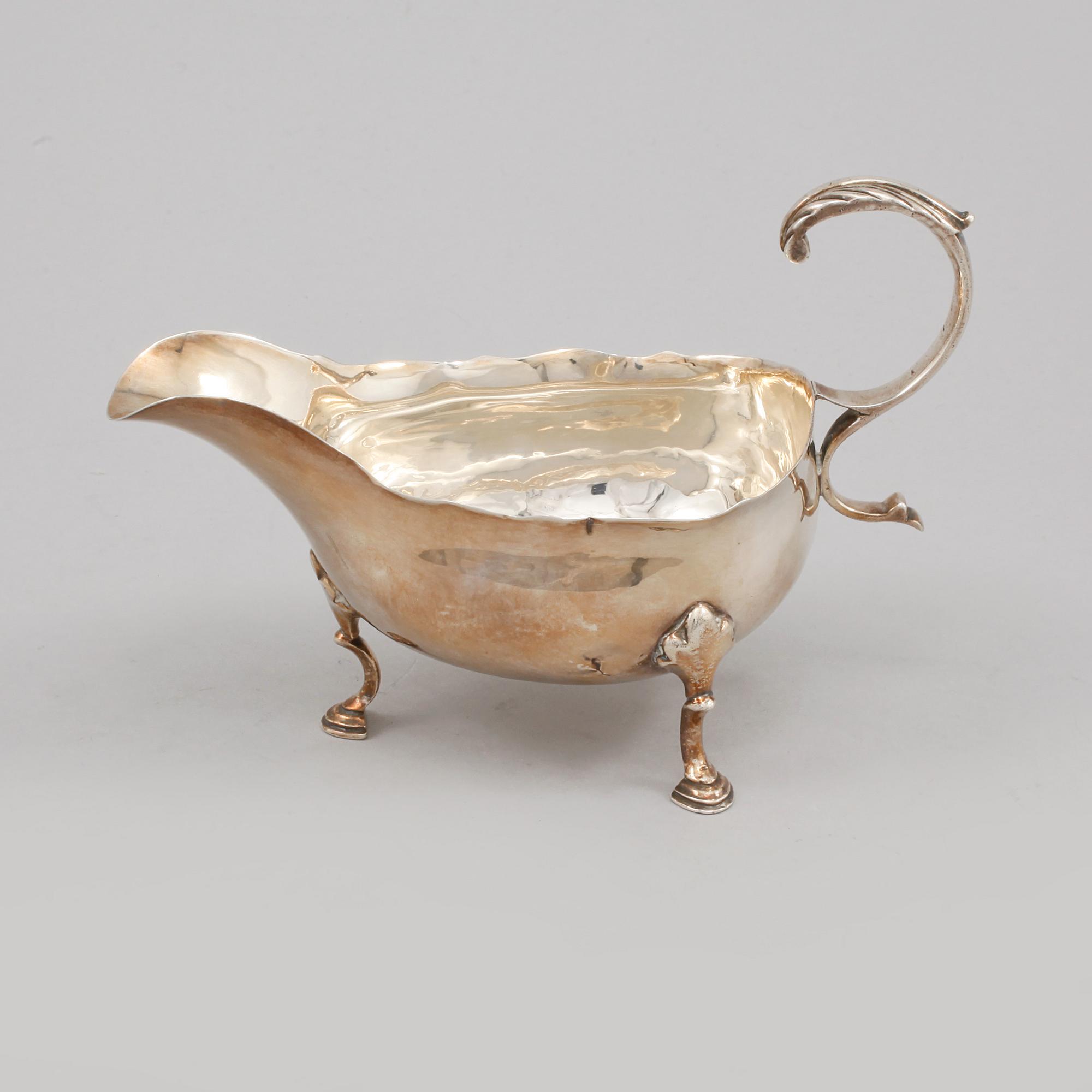 GRÄDDSNÄCKA, silver, London, troligen 1779, vikt 102 gram.