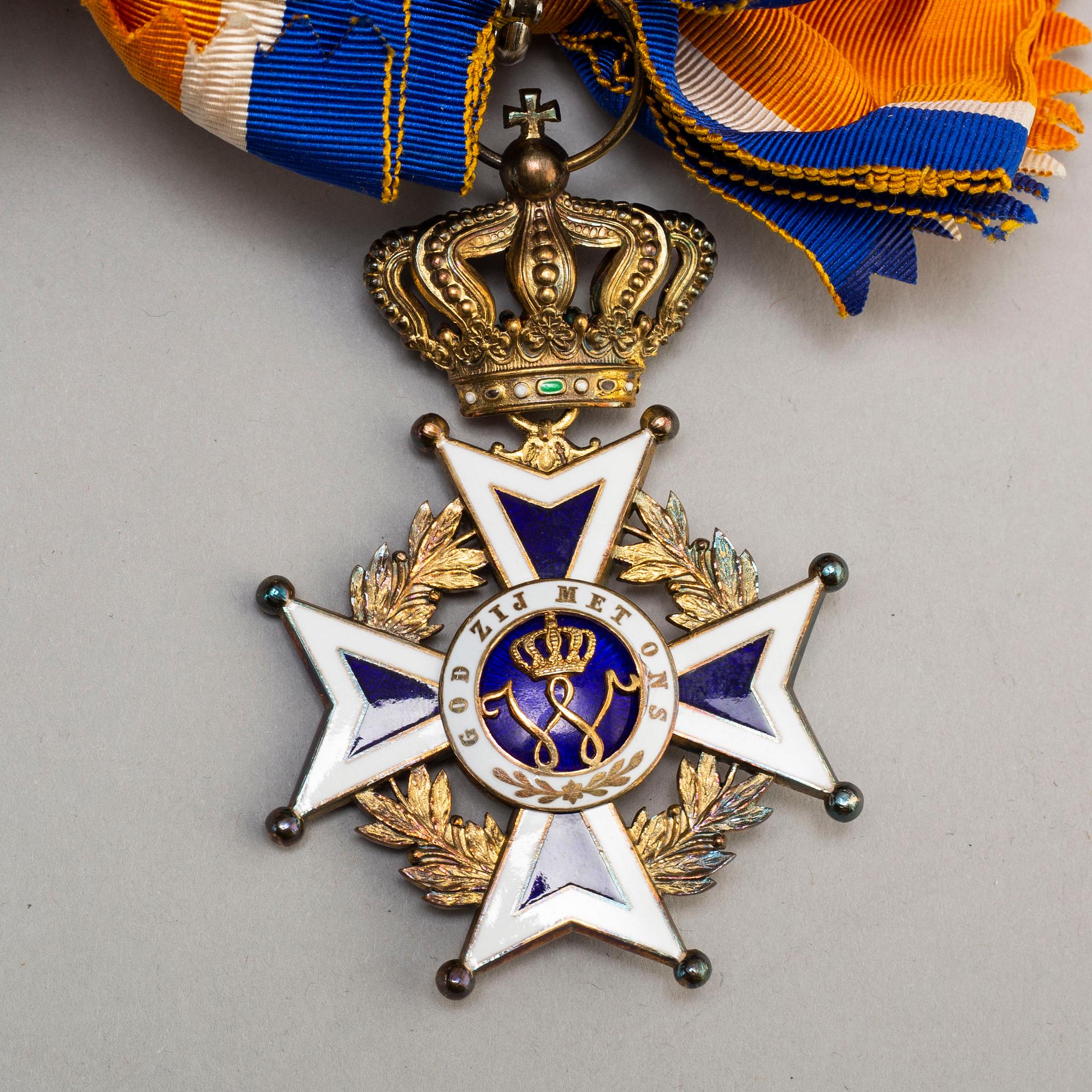Order of Oranje-Nassau, a Grand Cross set, with ribbon in case, silver and enamel.
