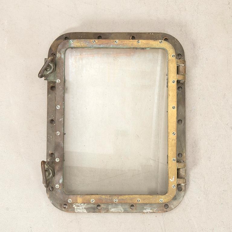 Ventil / fartygsfönster, 1900-talets första hälft.