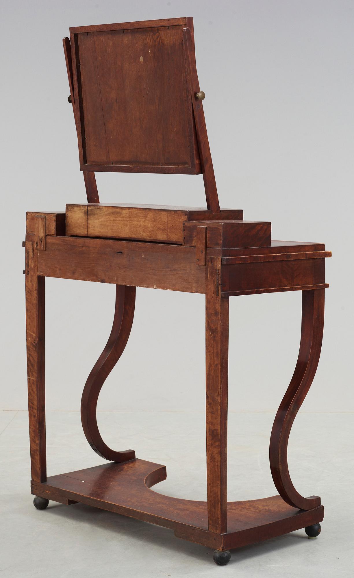 SMINKBORD, Karl Johan, 1800-talets första hälft.