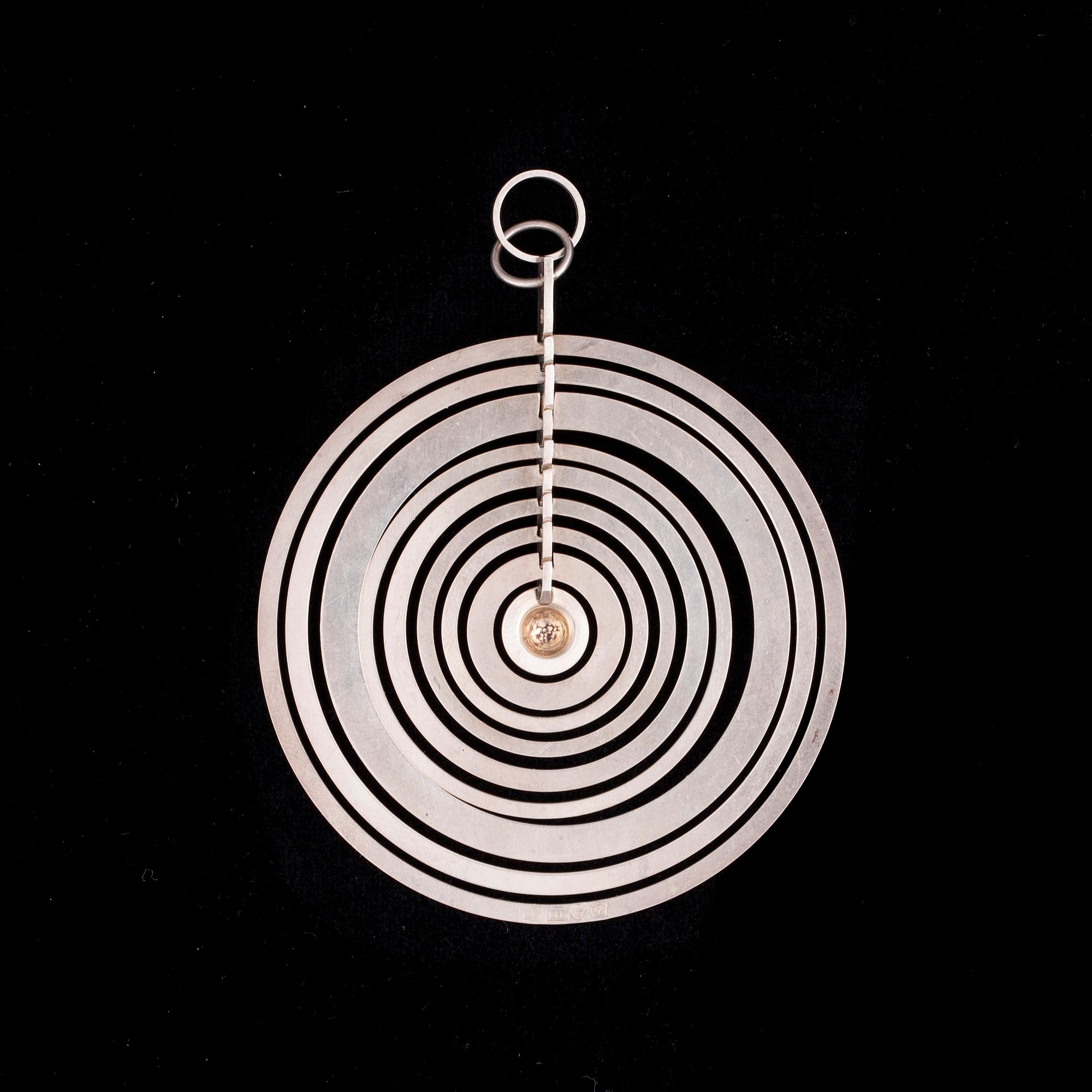 HÄNGE, sterling silver, "Silvermåne", Tapio Wirkkala, N. Westerback, Helsingfors 1973.