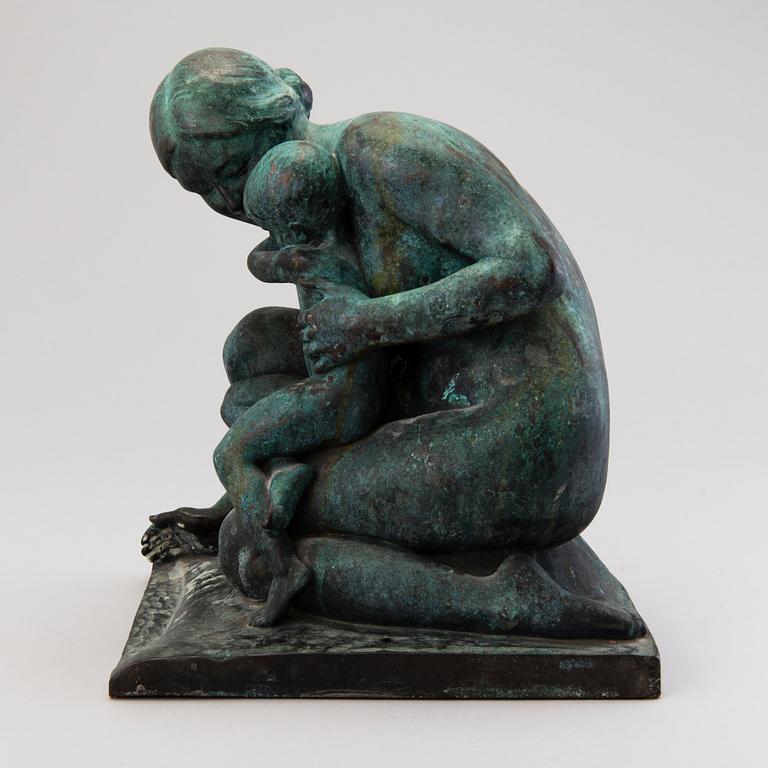 AUGUST KATTENTIDT, veistos, patinoitu pronssi, signeerattu.