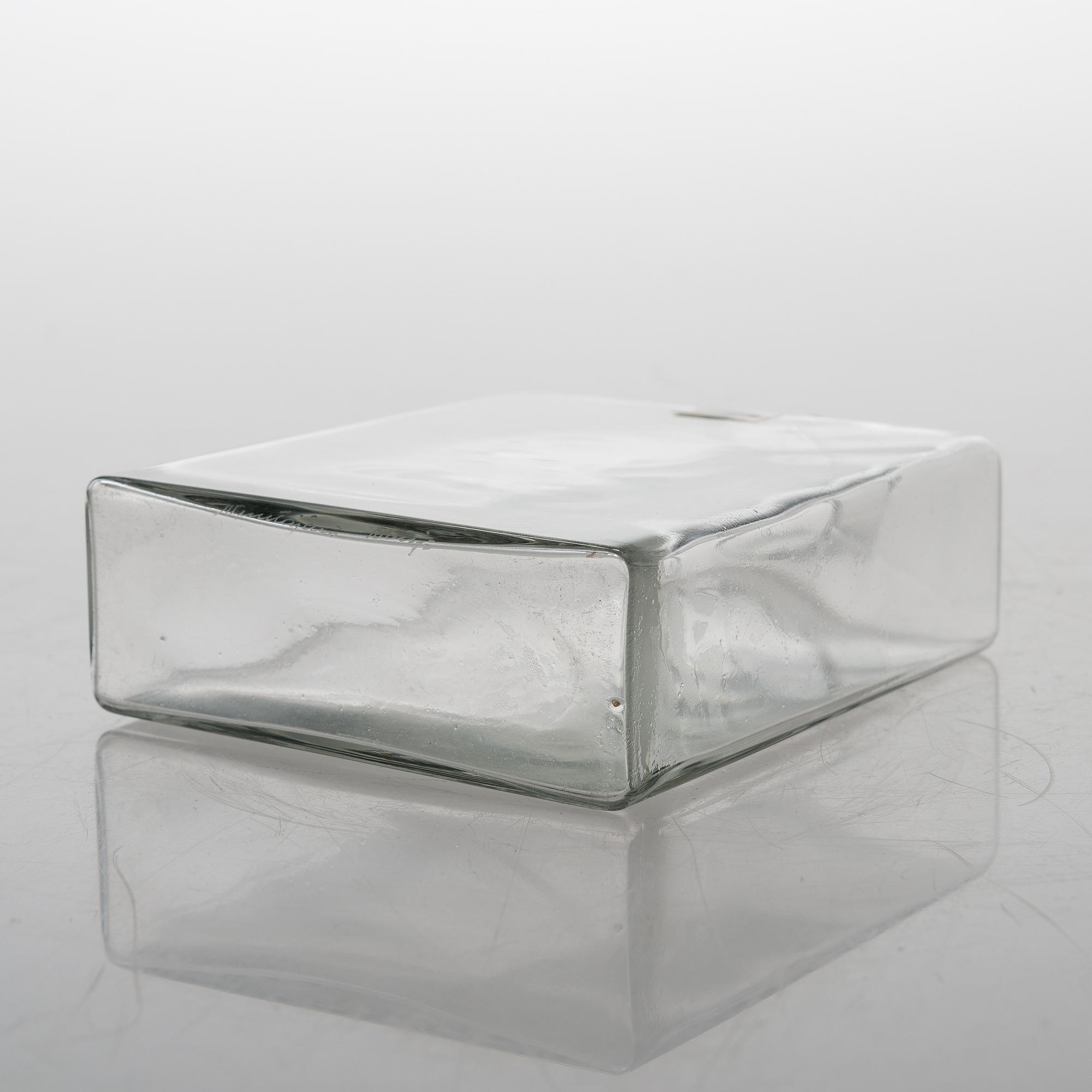 KAJ FRANCK, A LIQUOR BOX, 'Napakymppi' (Bull's-eye) for Nuutajärvi 1961-1968.