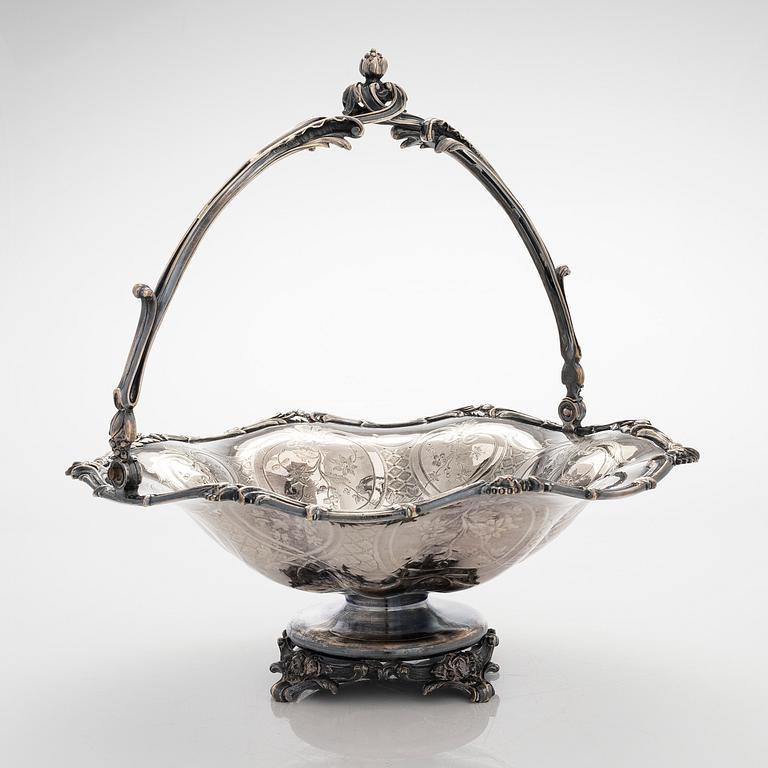 Hedelmäkori, hopeoitu, Christofle, Ranska, noin 1900-luvun puoliväli.