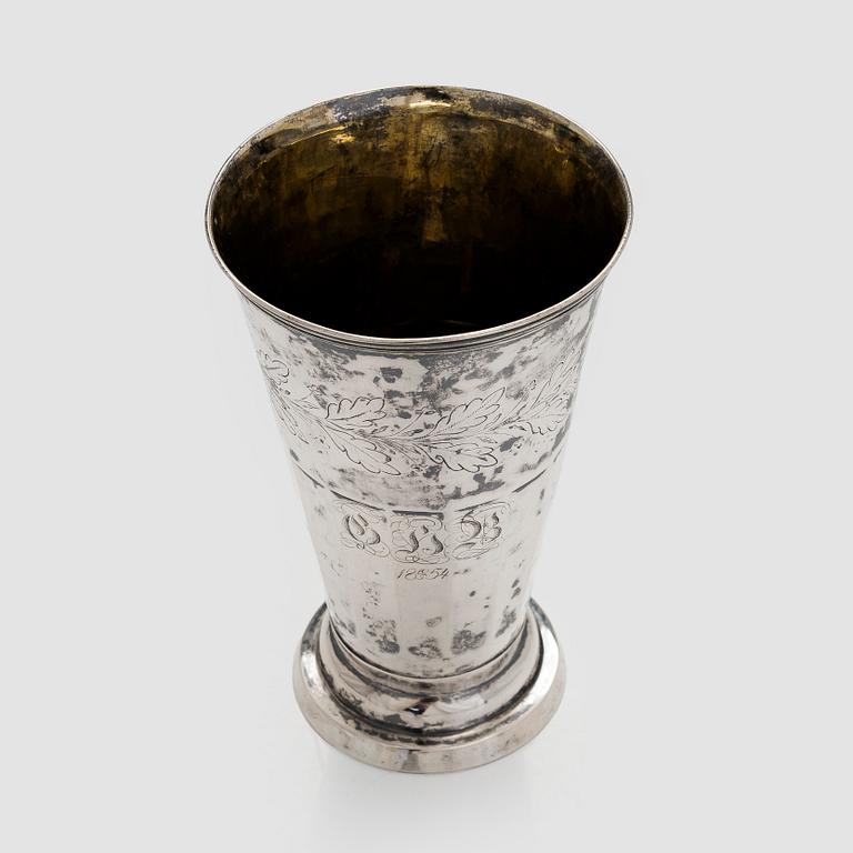 Fromholt Strandberg, bägare/ vas, silver, Uleåborg 1853.