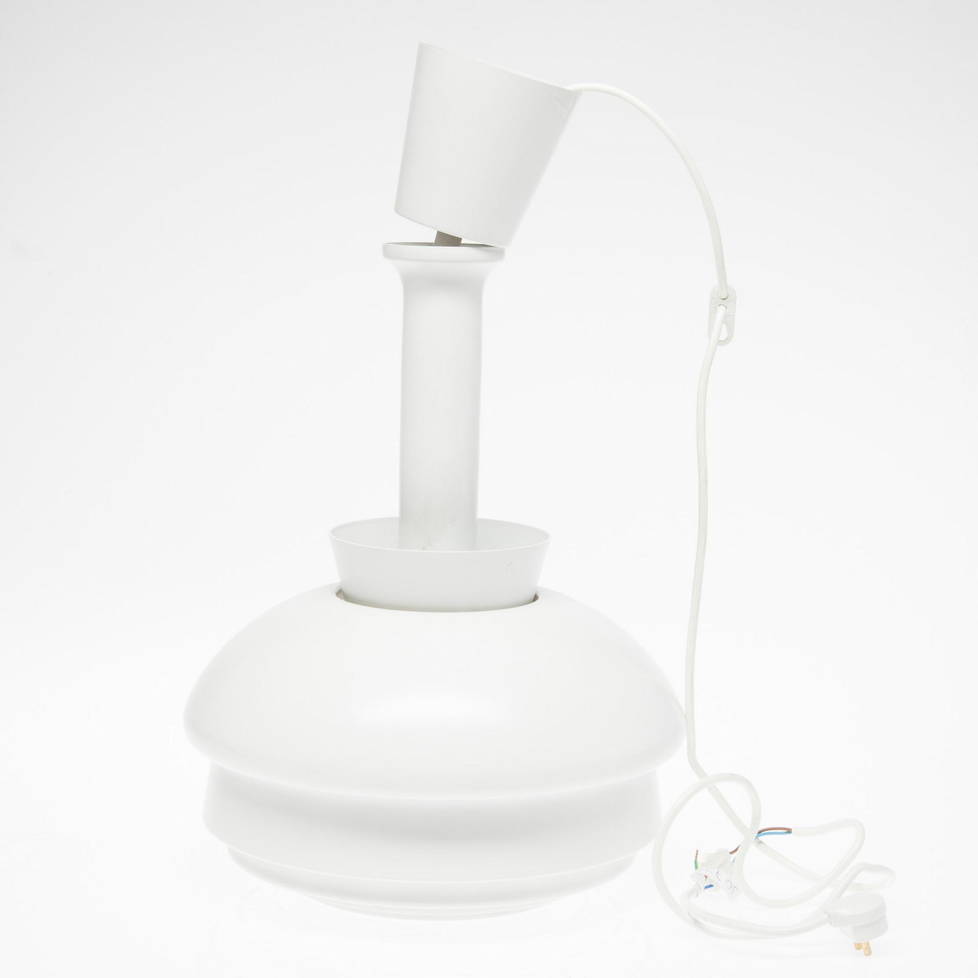 TAKLAMPA, A335B, Alvar Aalto, Artek. Valaisinpaja. Höjd 40 cm.