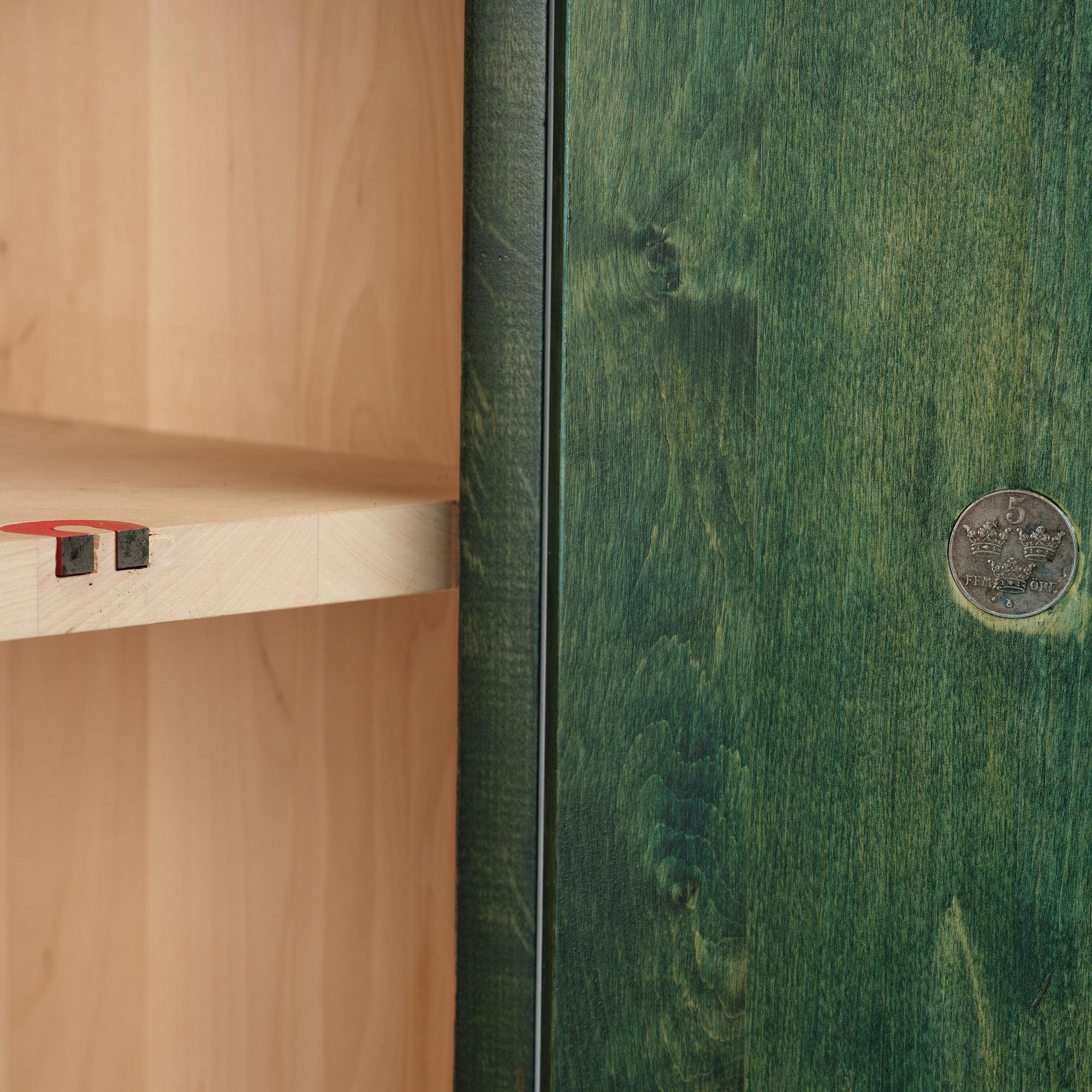 Rolf Hanson, a "Pelare" cabinet, ed. 52/90, Källemo, Värnamo, 1997.
