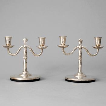KANDELABRAR, silver, ett par, Stockholm, 1922.