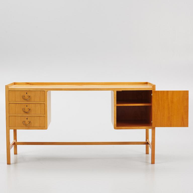 Josef Frank, dressing table / writing desk, model 736, Svenskt Tenn.