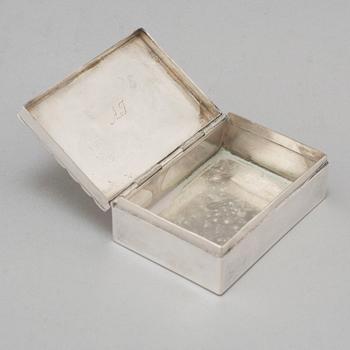 GEORG JENSEN, an 830/1000 silver box, Copenhagen, Denmark, 1915-27.