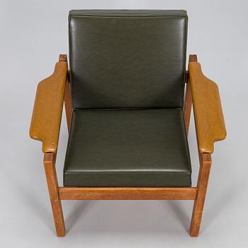 Yrjö Kukkapuro, a leather 'Tip-Top' armchair for Moderno 1956-1959.