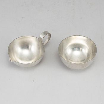 FIRMA SVENSKT TENN, a pewter sugar bowl and creamer. Stockholm 1957.