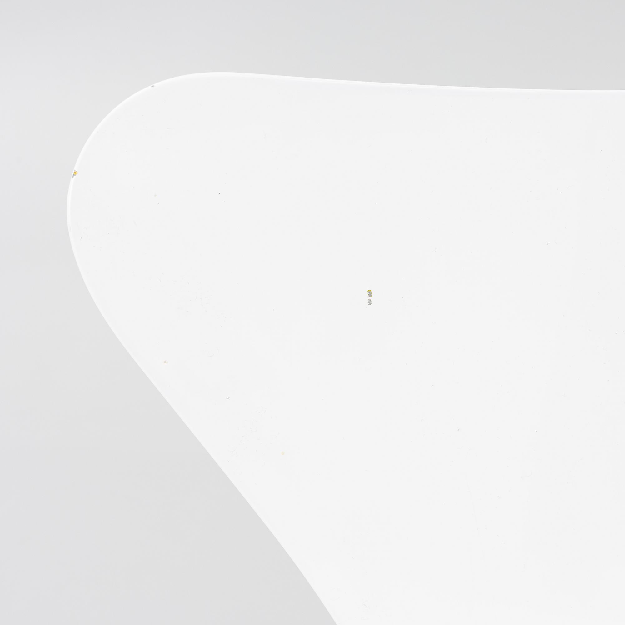 Arne Jacobsen, stolar, 2 st, "Sjuan", 1900-talets slut.