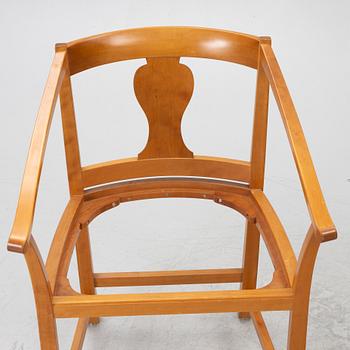 Carl Malmsten, A pair of "The City Hall Chair" armchairs.