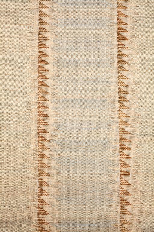Barbro Nilsson, a textile, "Guldsågen", flat weave, ca 108,5-110 x 72-73 cm, unsigned.
