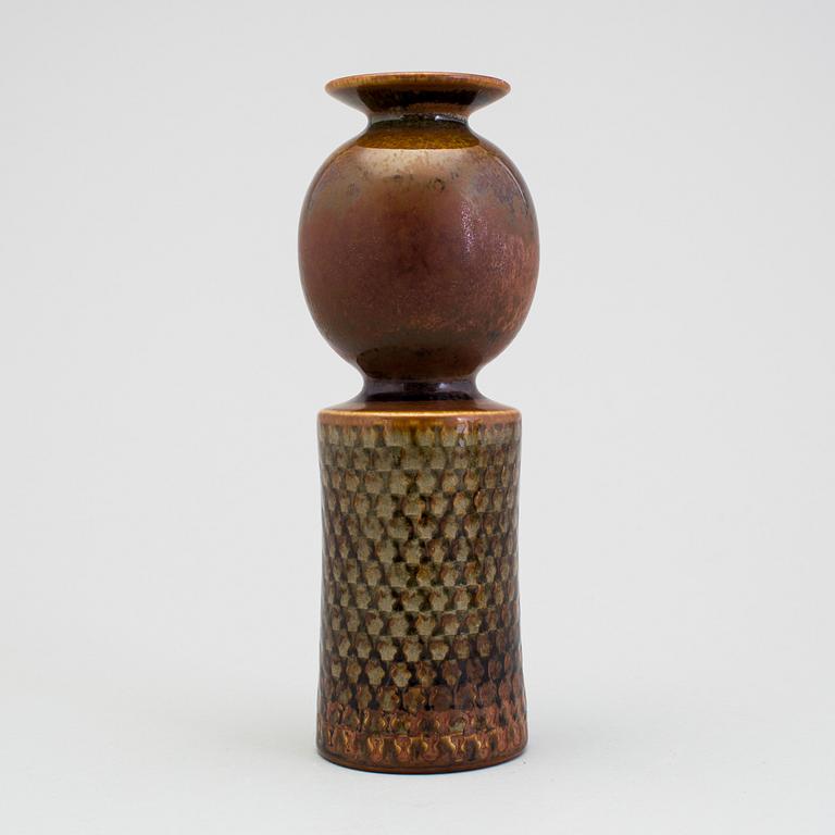 STIG LINDBERG, a stoneware vase, Gustavsberg 1960s.