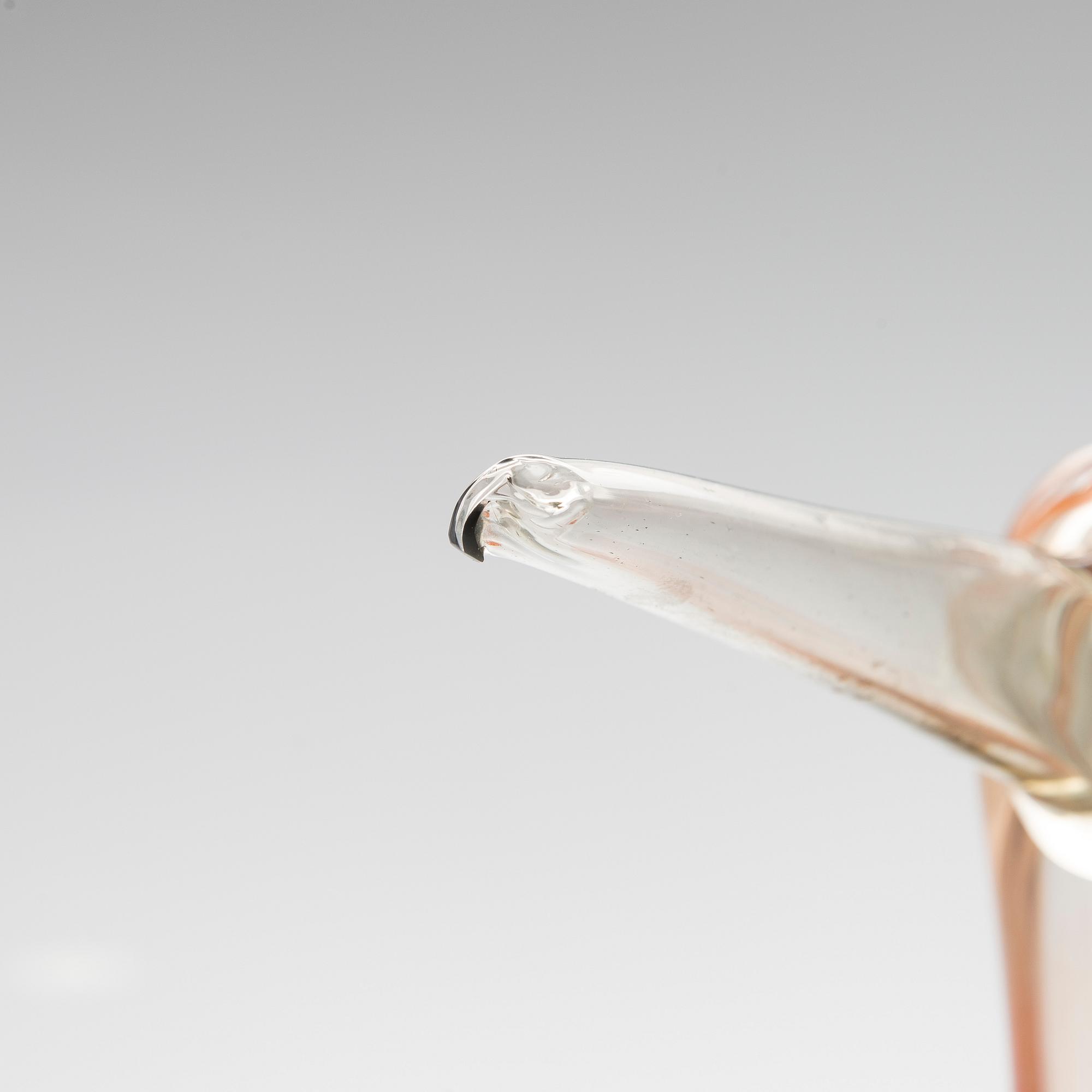 Oiva Toikka, A glass bird, signed Oiva Toikka Nuutajärvi Notsjö.