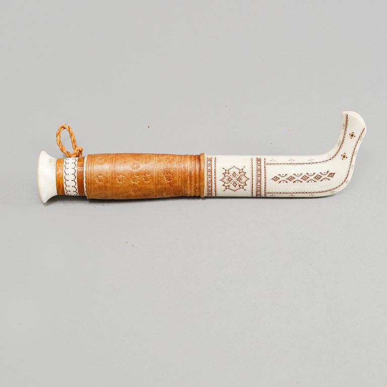 SAMEKNIV, Anders Sunna, signerad och daterad 1985.