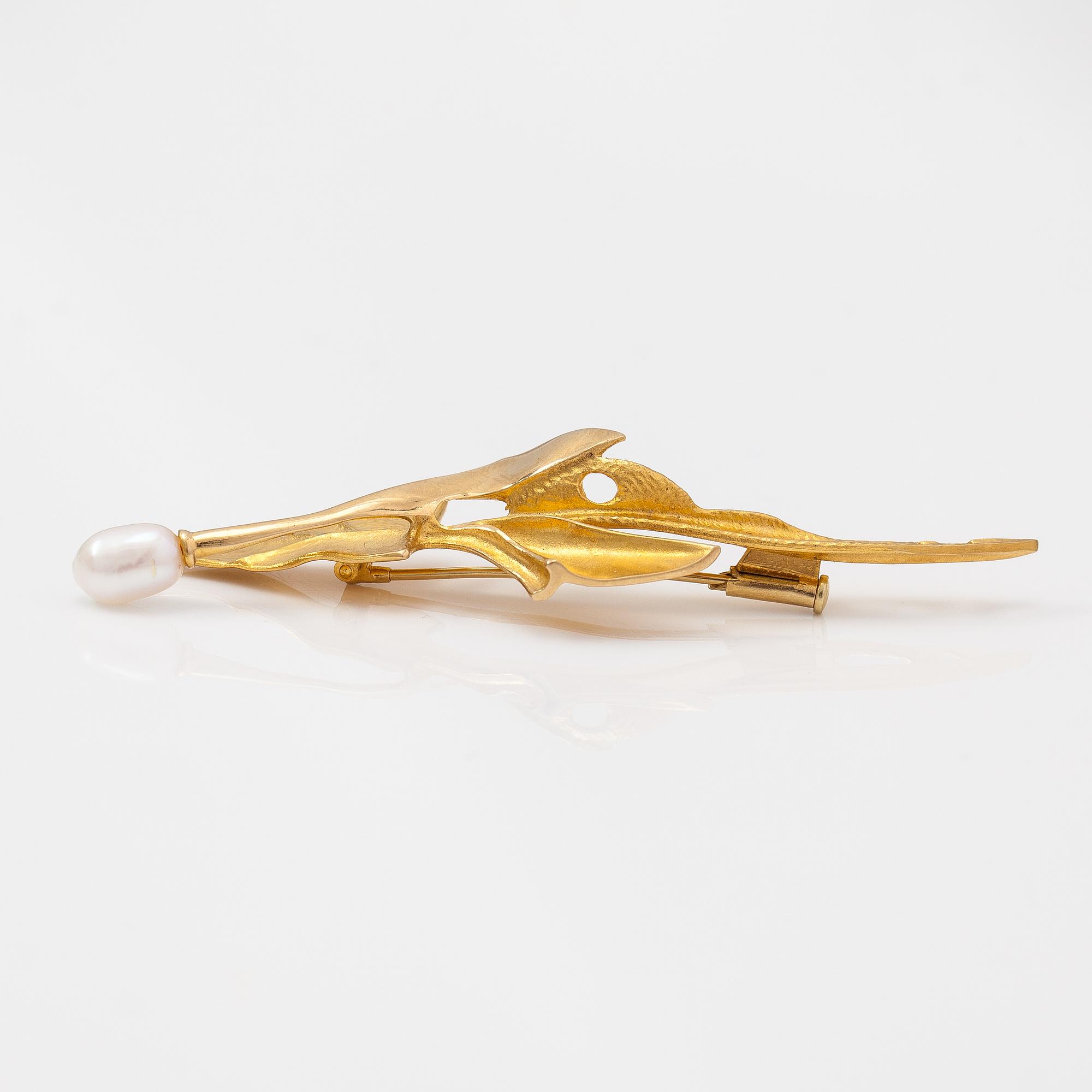 Zoltan Popovits, Brosch "Chimaera", 18K guld, odlad pärla. Lapponia 1993.