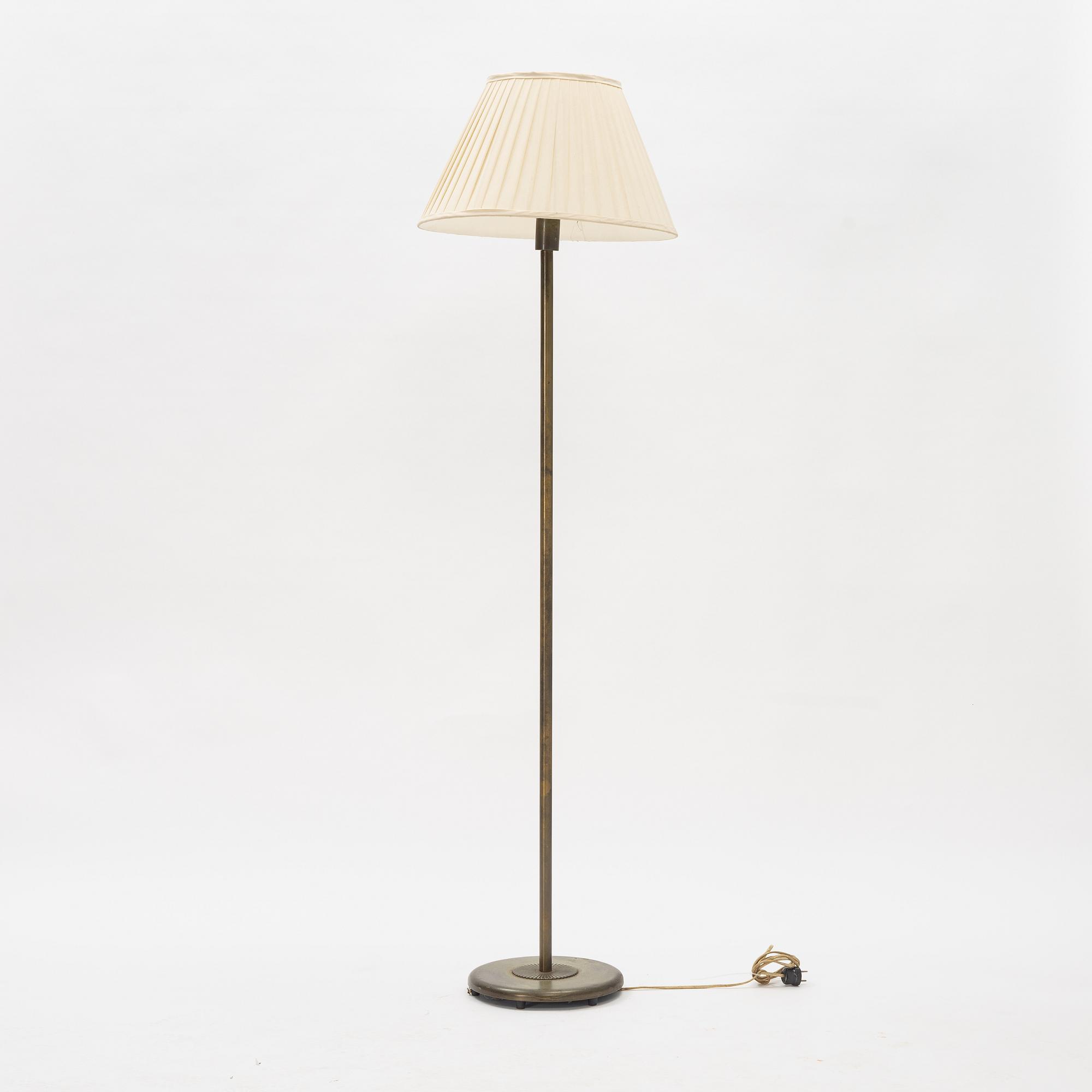 Harald Notini, a model 15370 floor lamp, Arvid Böhlmarks Lampfabrik, 1940's.