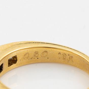 Ring, 18K guld med prinsesslipade diamanter.