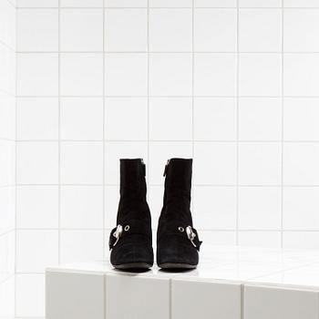BOOTS, Gucci, size 39.