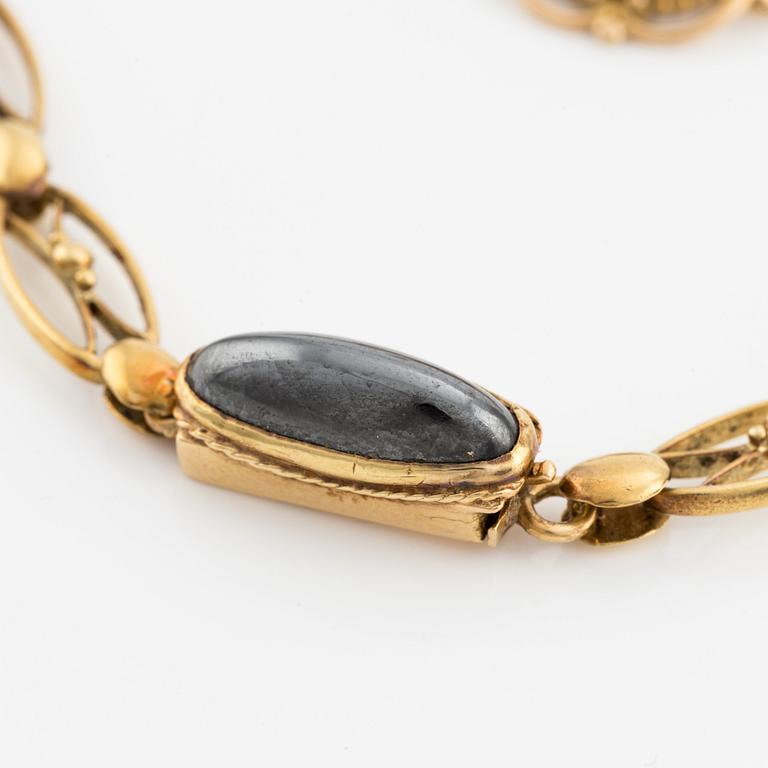 Collier, Johan Niklas Palm, Visby 1873, 18K guld och hematit, samt armband,