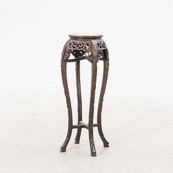 Pedestal China 20th century.