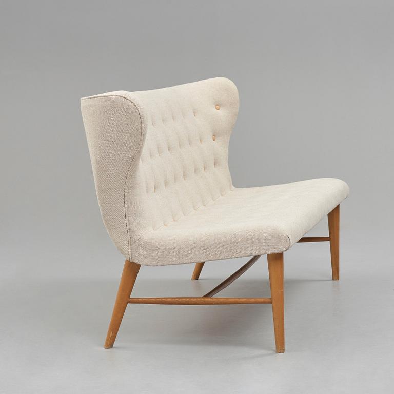 Erik Bertil Karlén, a Swedish Modern sofa for Firma Rumsinteriör, Stockholm 1940's.