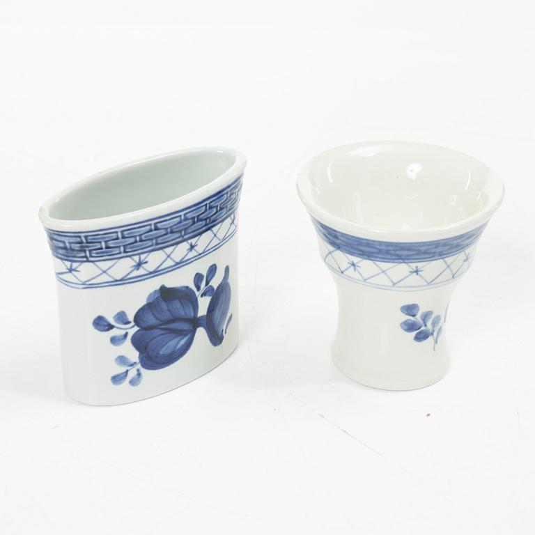 Royal Copenhagen, Dinner service, 94 pieces, earthenware, “Tranquebar”, Aluminia, Denmark.
