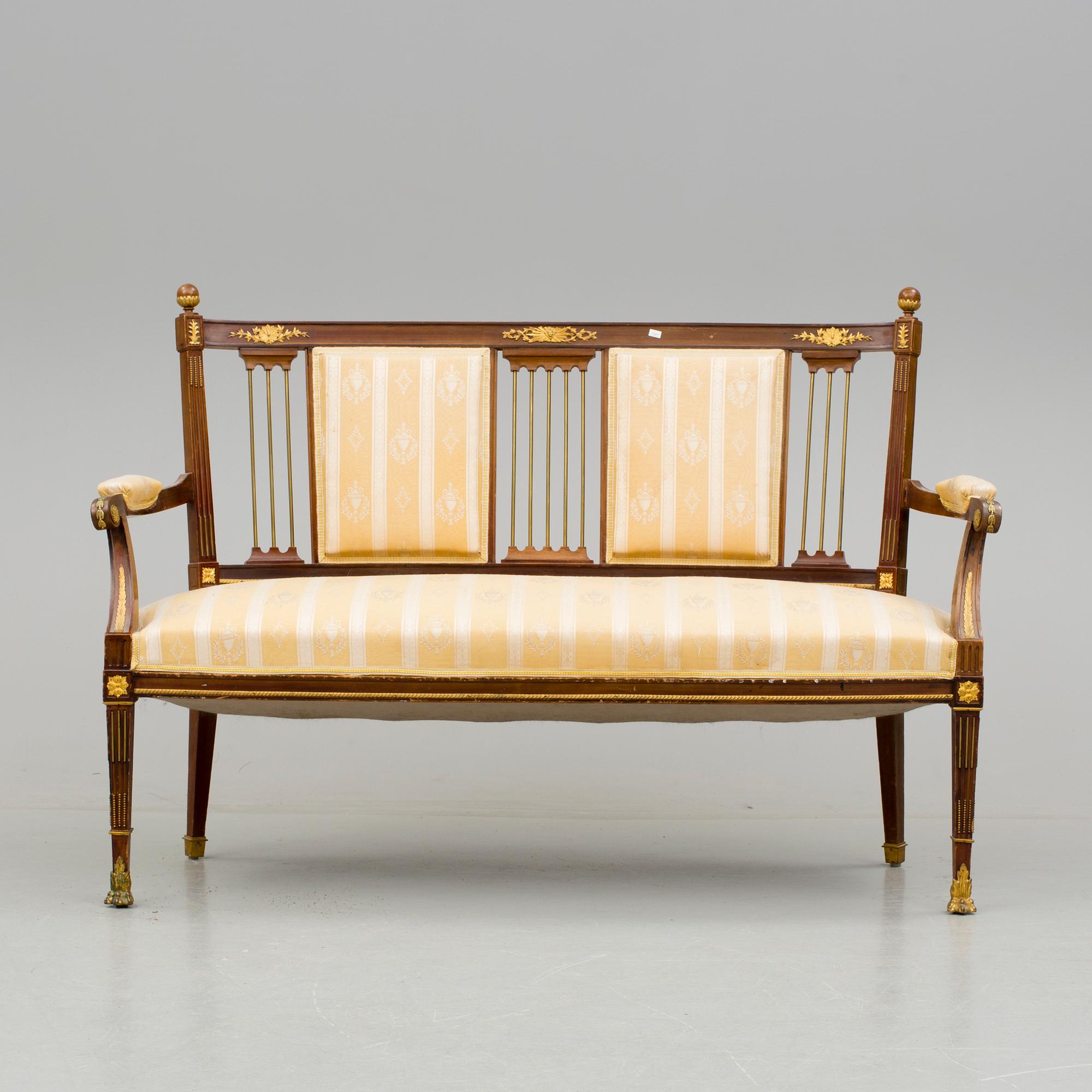 SALONGSGRUPP, 8 delar, empirstil, Ryssland, 1900-talets början.