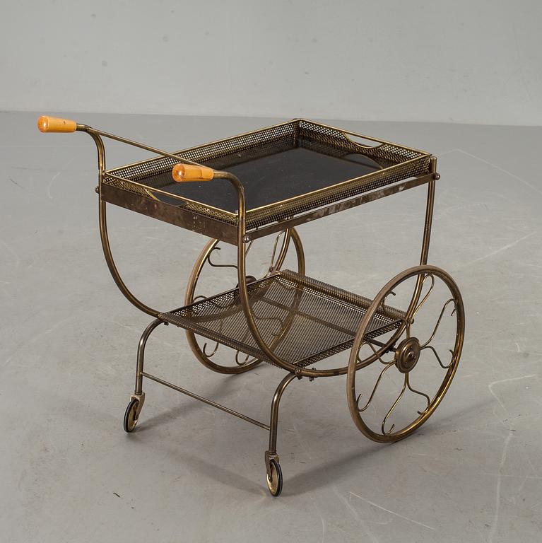 SERVERINGSVAGN, 1900-talets andra hälft.